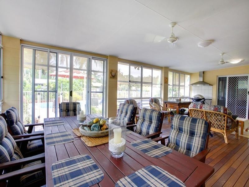 3 Almond Court, Bushland Beach QLD 4818