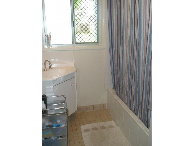 14 Maria Street, Rasmussen QLD 4815