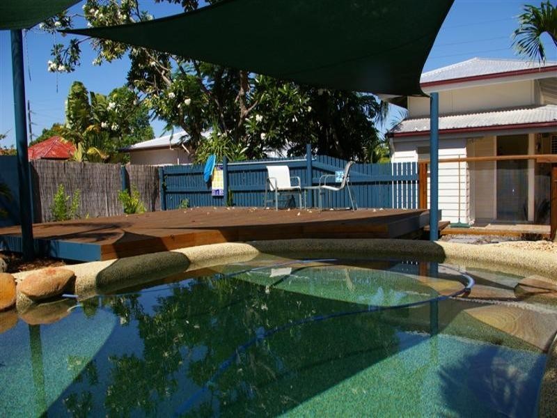 5 Hubert Street, South Townsville QLD 4810