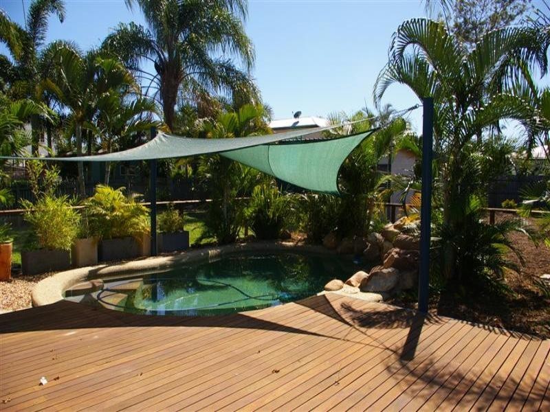 5 Hubert Street, South Townsville QLD 4810