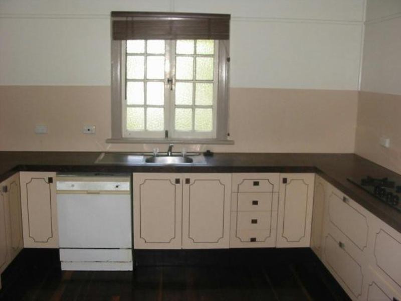 25 Haig Street, Pimlico QLD 4812