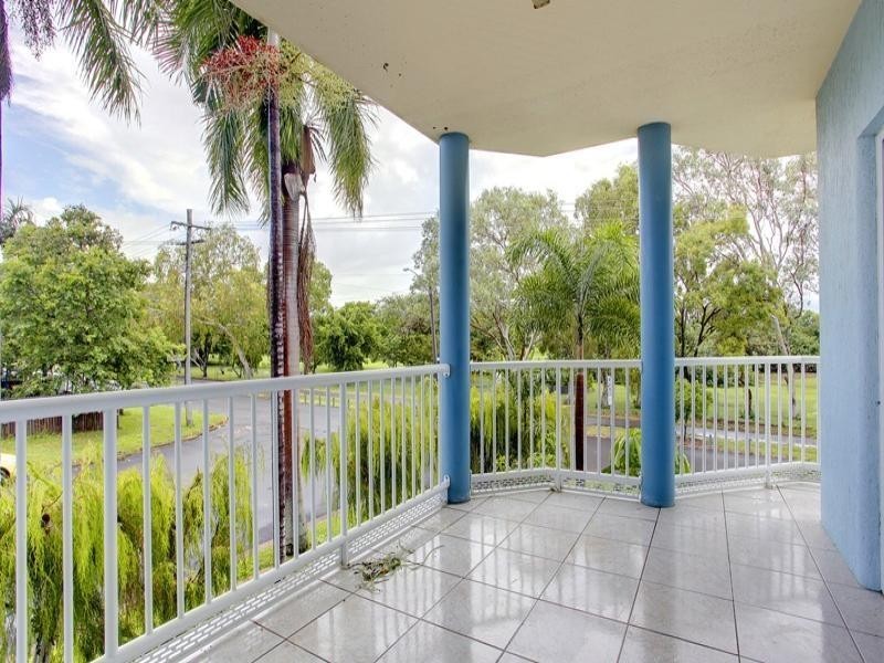 25 Lindsay Street, Rosslea QLD 4812