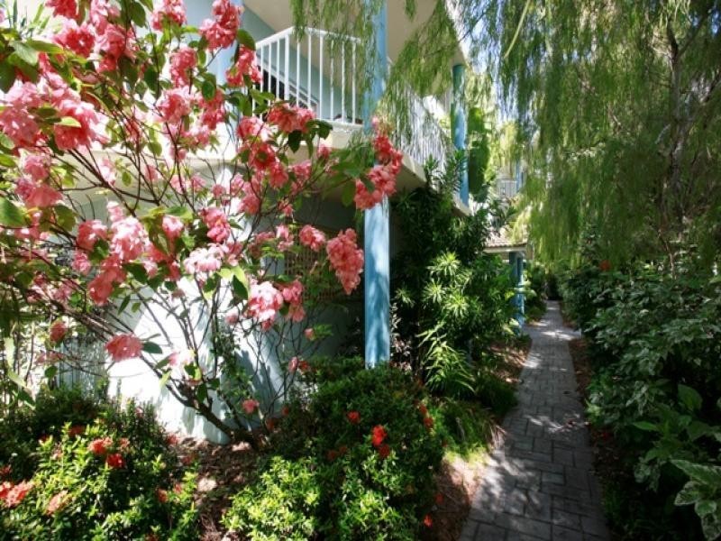 25 Lindsay Street, Rosslea QLD 4812