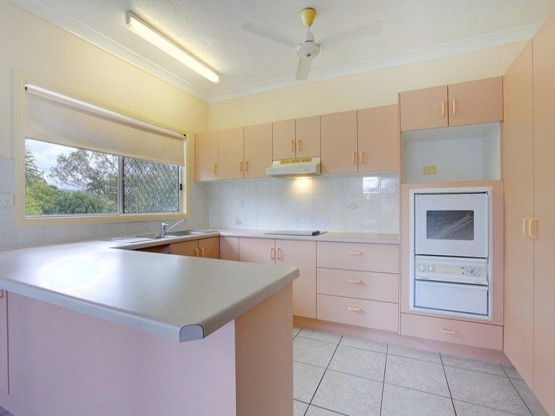 25 Lindsay Street, Rosslea QLD 4812