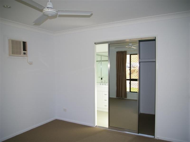 61 Klewarra Blvd RIVERSIDE Ridge, Douglas QLD 4814