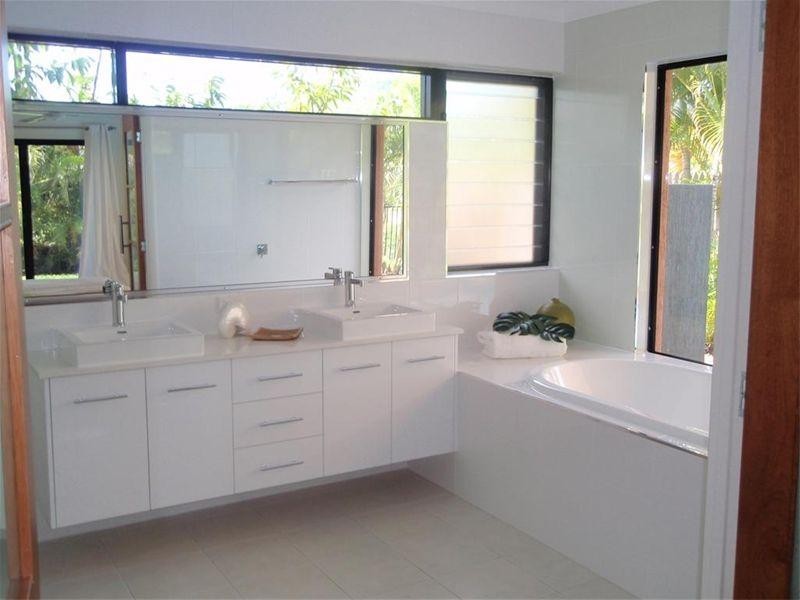 116-118 Martinez Avenue, West End, Townsville QLD 4810