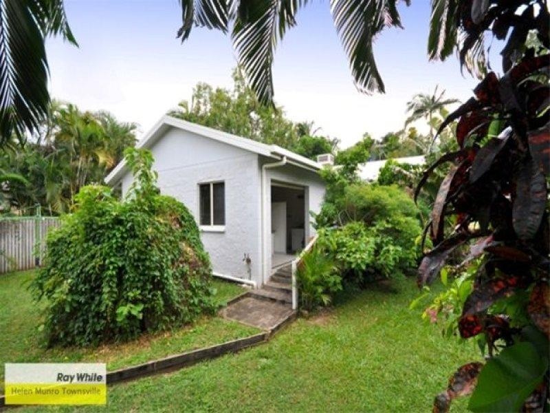 3 Widdowson Court, Magnetic Island QLD 4819