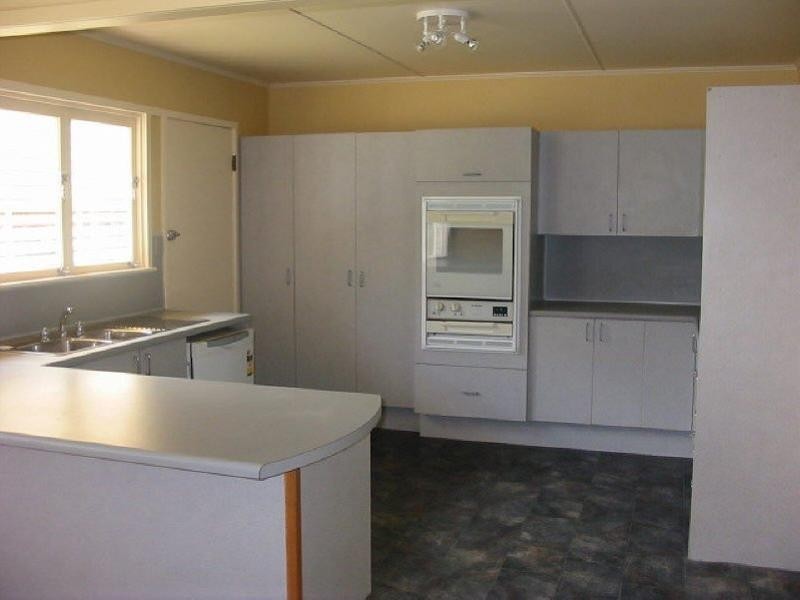 10 Turner Street, Pimlico QLD 4812