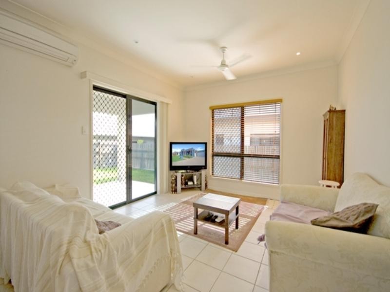 34 Paddington Terrace, Douglas QLD 4814