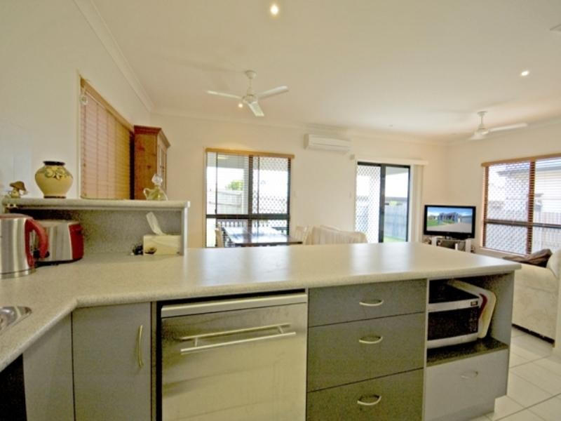 34 Paddington Terrace, Douglas QLD 4814