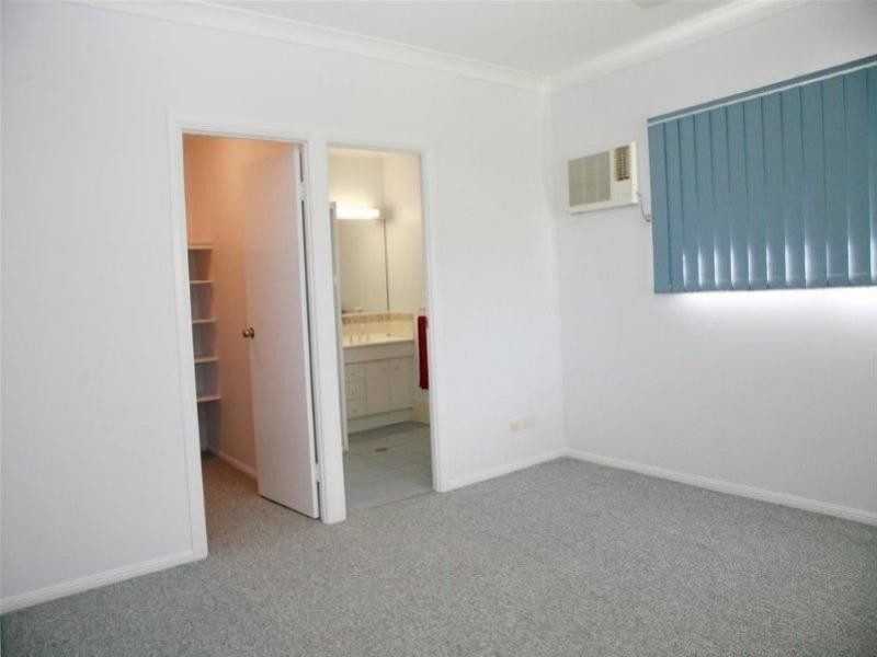 13 Alpina Place, Kirwan QLD 4817