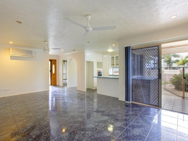 40 Eureka Crescent, Kirwan QLD 4817