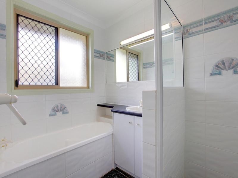 40 Eureka Crescent, Kirwan QLD 4817