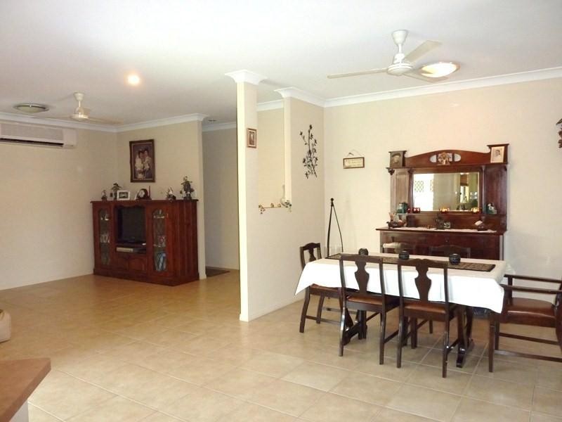 67 Bamboo Crescent, Mount Louisa QLD 4814
