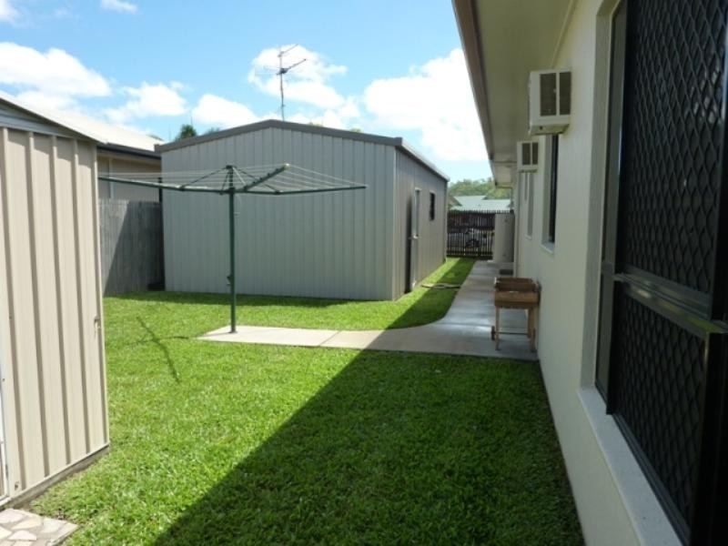 67 Bamboo Crescent, Mount Louisa QLD 4814