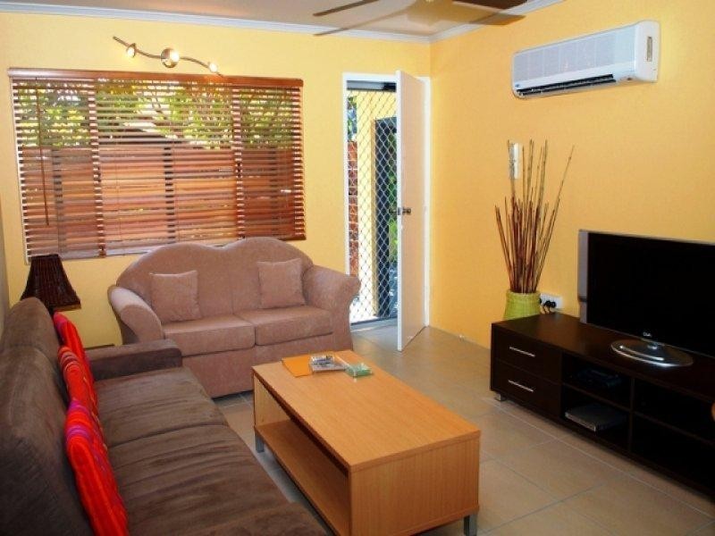 16 Yule Street, Magnetic Island QLD 4819