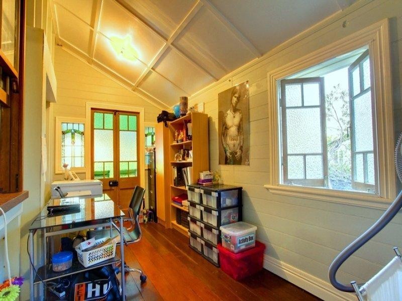 50 Eleventh Avenue, Railway Estate QLD 4810