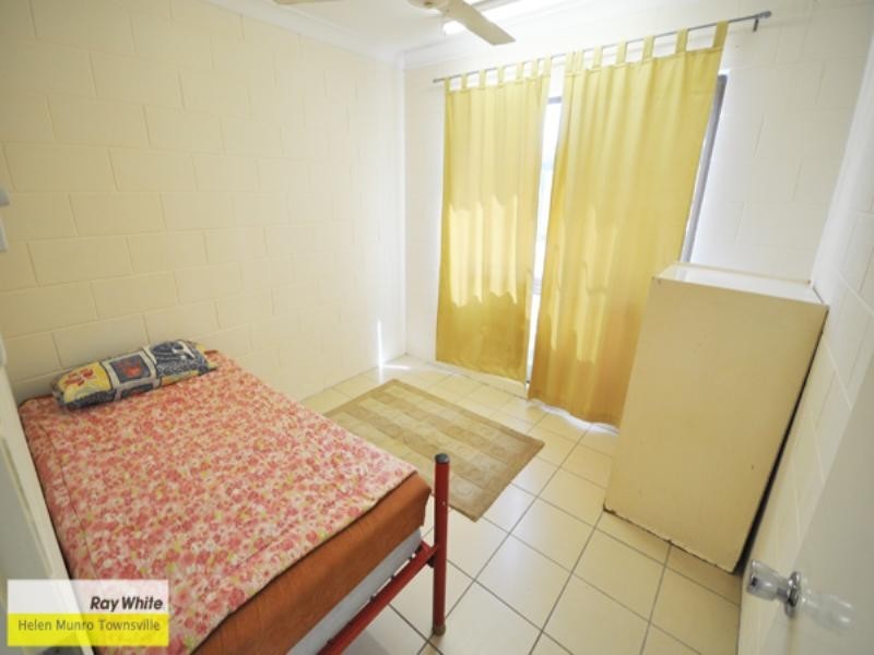 2/23 Yates Street, Nelly Bay, Magnetic Island QLD 4819