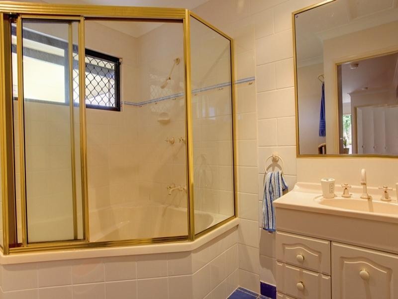 6 Camplin Court, Burdell QLD 4818