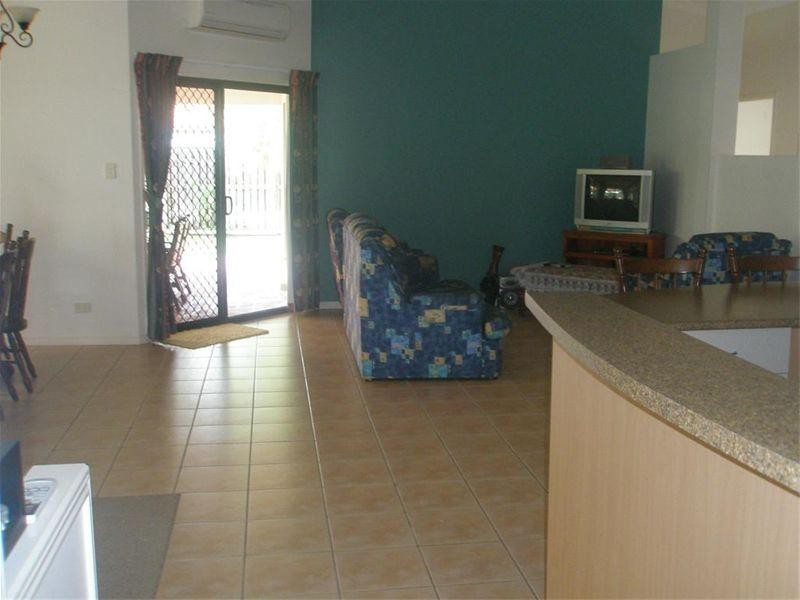 6 Scholars Place ‘Riverside Gardens’, Douglas QLD 4814