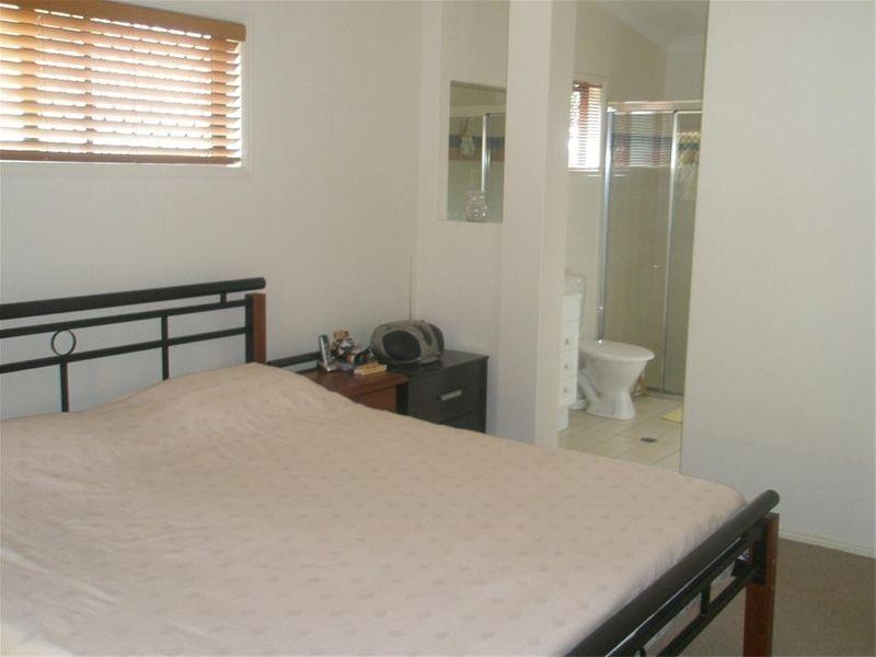 6 Scholars Place ‘Riverside Gardens’, Douglas QLD 4814