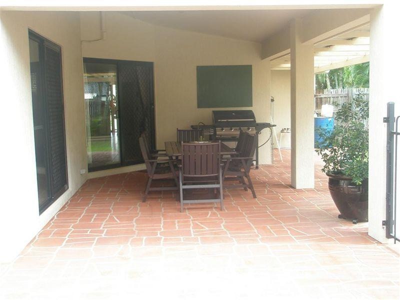 6 Scholars Place ‘Riverside Gardens’, Douglas QLD 4814