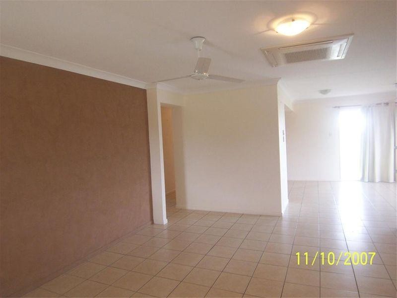 35 Fitzgerald Crescent, Kirwan QLD 4817
