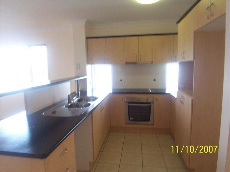 35 Fitzgerald Crescent, Kirwan QLD 4817