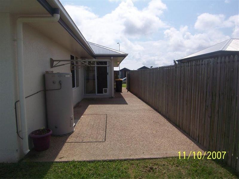 35 Fitzgerald Crescent, Kirwan QLD 4817