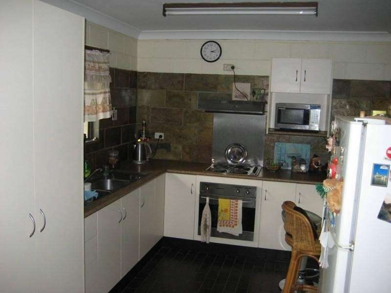 180 Southwood Road, Stuart QLD 4811