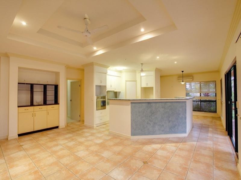 4 Firefly Court, Kirwan QLD 4817