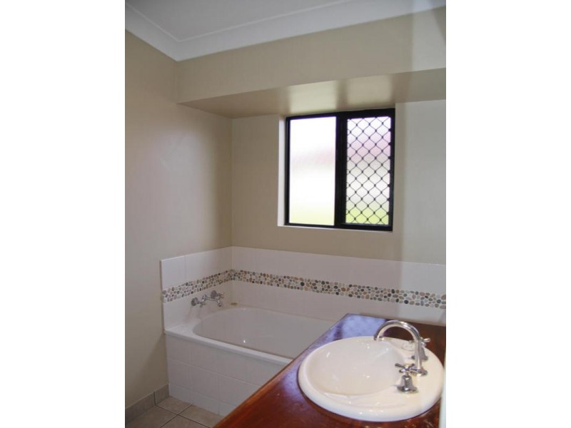 11 Shiraz Avenue, Condon QLD 4815