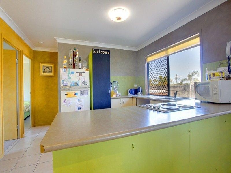 24 Kempton Chase, Burdell QLD 4818