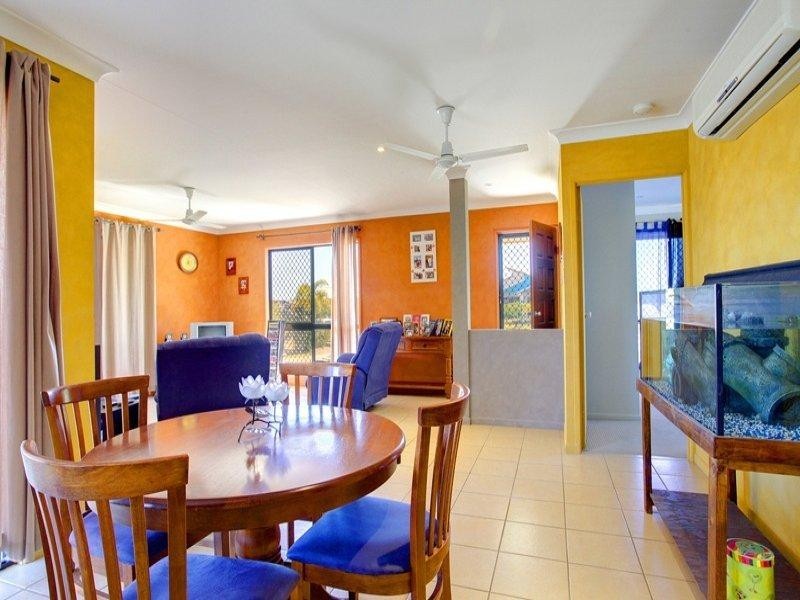 24 Kempton Chase, Burdell QLD 4818