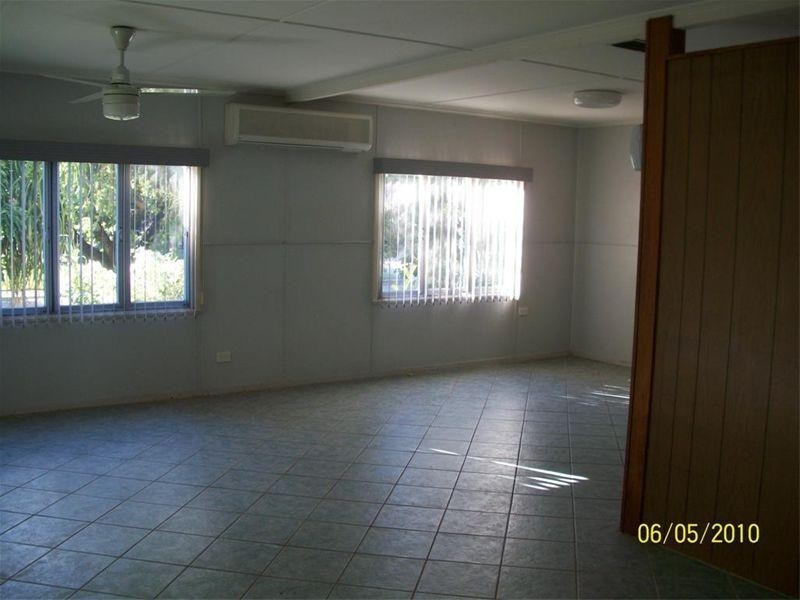 188 Charles Street, Cranbrook QLD 4814