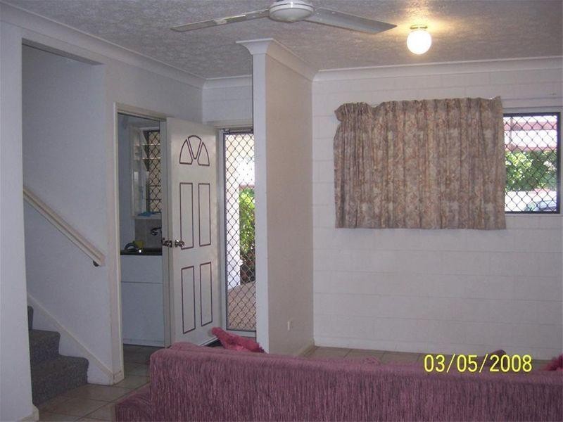 4/17 Lowth Street, Rosslea QLD 4812