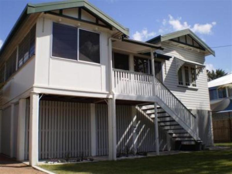 72 Queens Road, Hermit Park QLD 4812