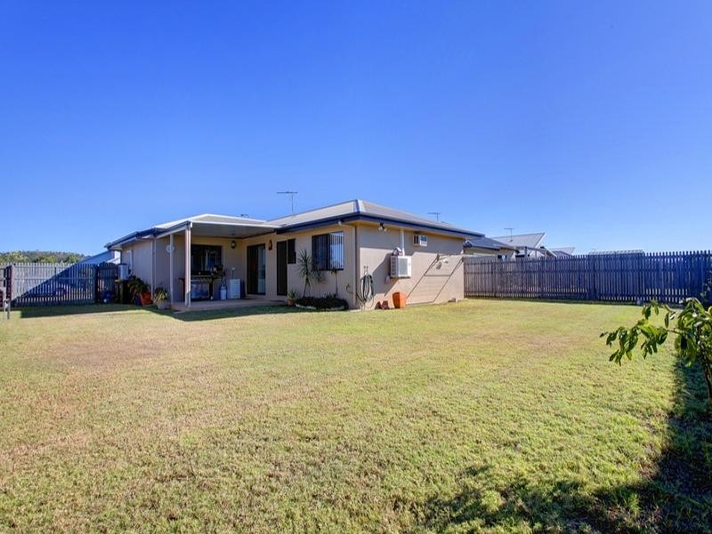 25 Kempton Chase, Burdell QLD 4818