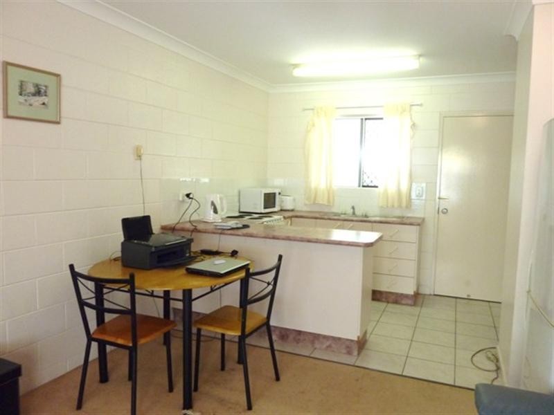 4/79 Gorden Street, Garbutt QLD 4814