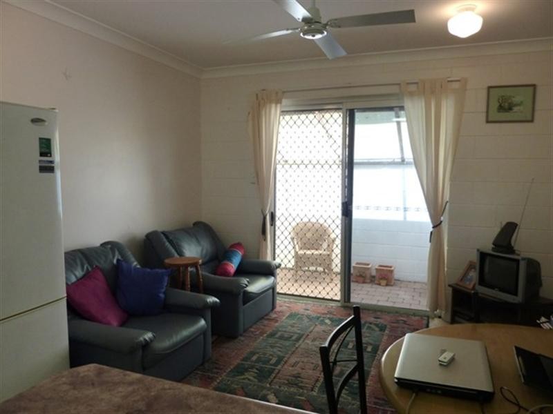 4/79 Gorden Street, Garbutt QLD 4814