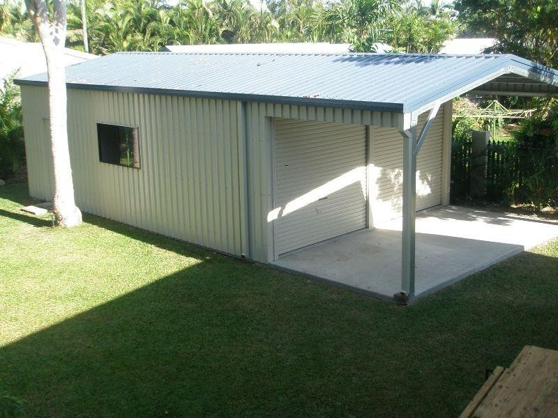 21 Rossato Crescent, Rasmussen QLD 4815