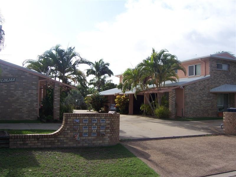 4/22 Marks Street, Hermit Park QLD 4812