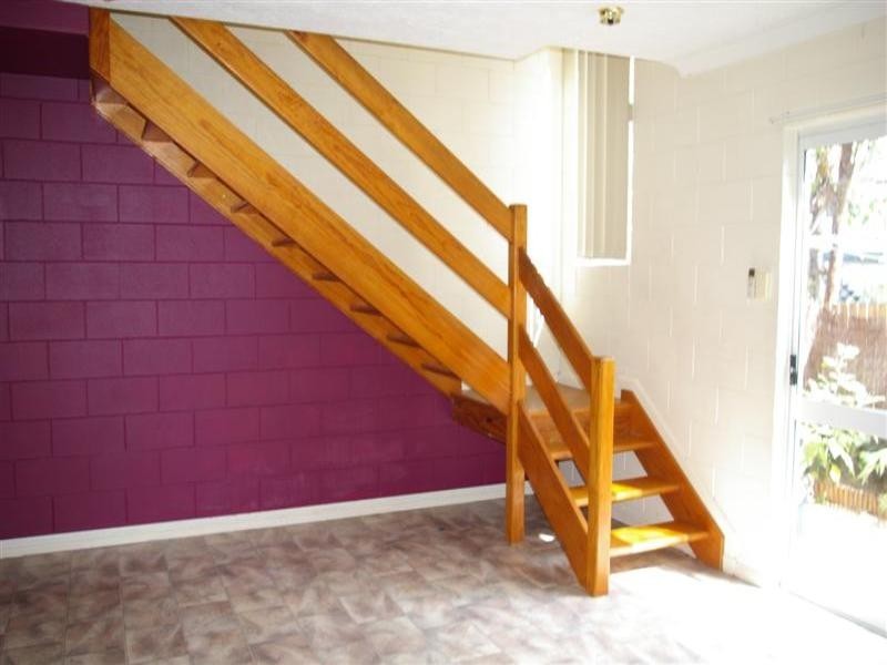 4/22 Marks Street, Hermit Park QLD 4812