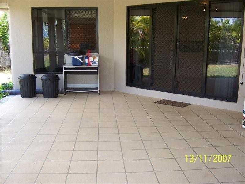 19 Templeton Crescent, Douglas QLD 4814