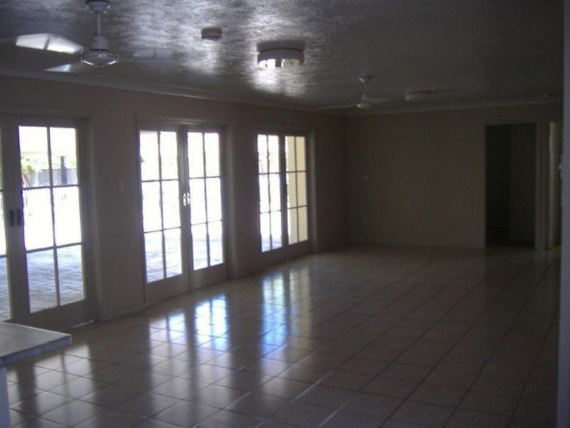 38 Golflinks Drive, Kirwan QLD 4817