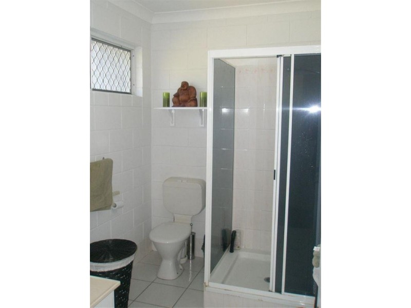 2/38 Park Street, Pimlico QLD 4812