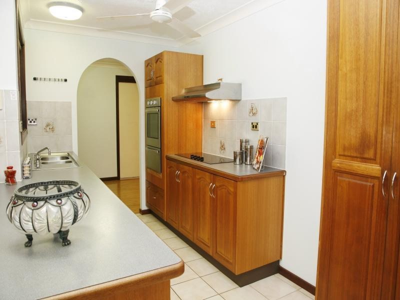 13 Malaga Street, Kirwan QLD 4817