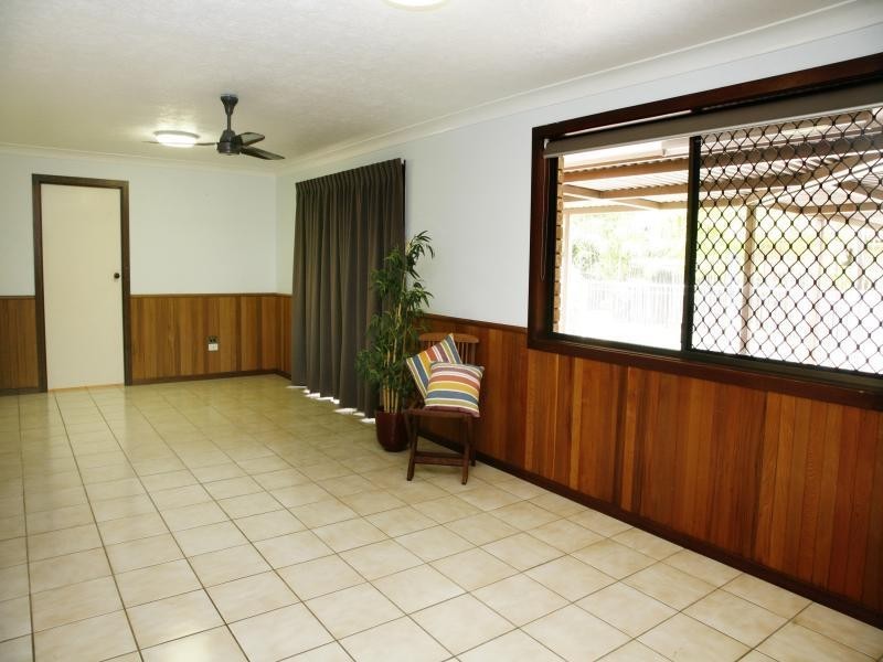 13 Malaga Street, Kirwan QLD 4817