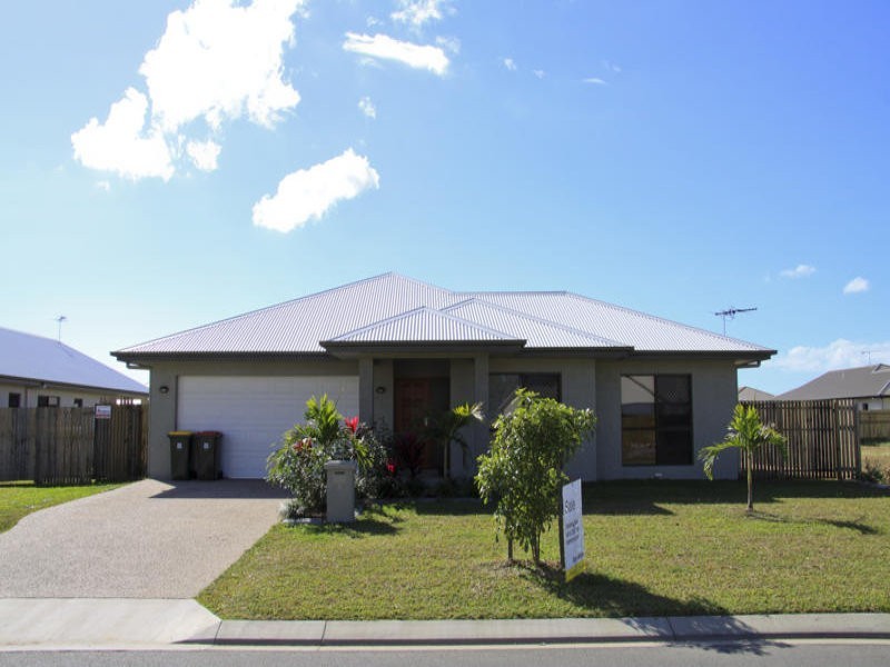 5 Ningaloo Crescent, Burdell QLD 4818