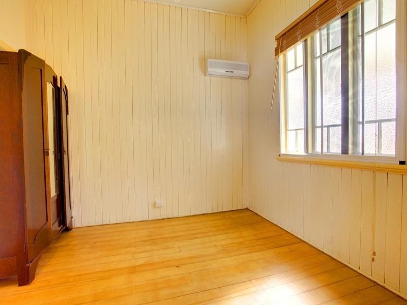 116 Francis Street, West End QLD 4810